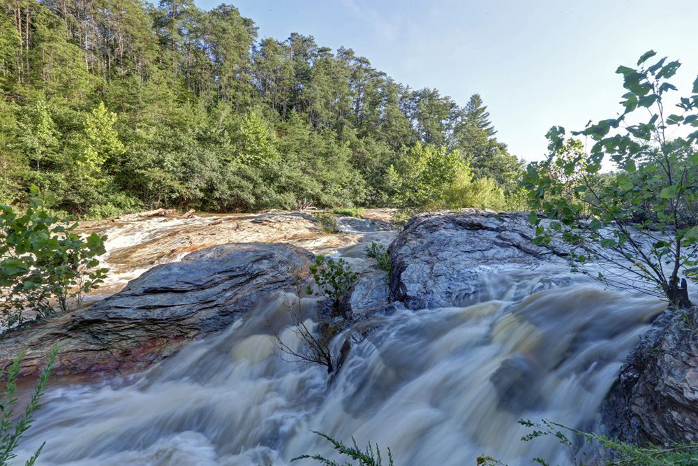 River Flowing at Totier 1024x683